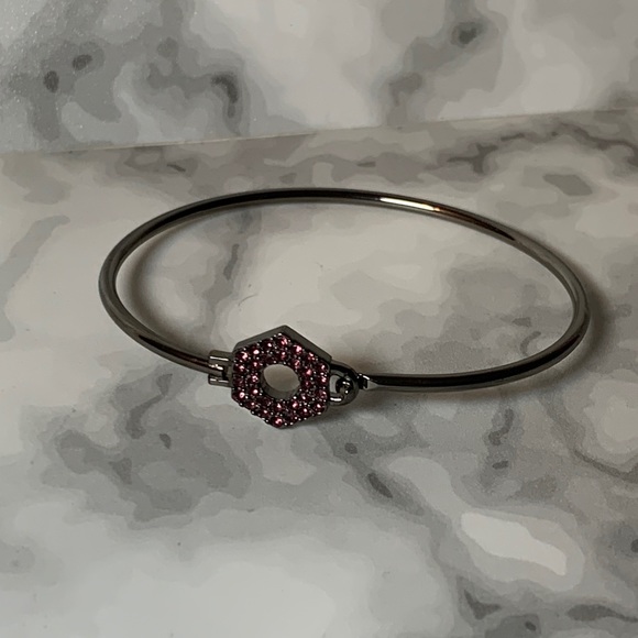 MARC BY MARC JACOBS Skinny Pave Bolt Bracelet - Picture 3 of 11